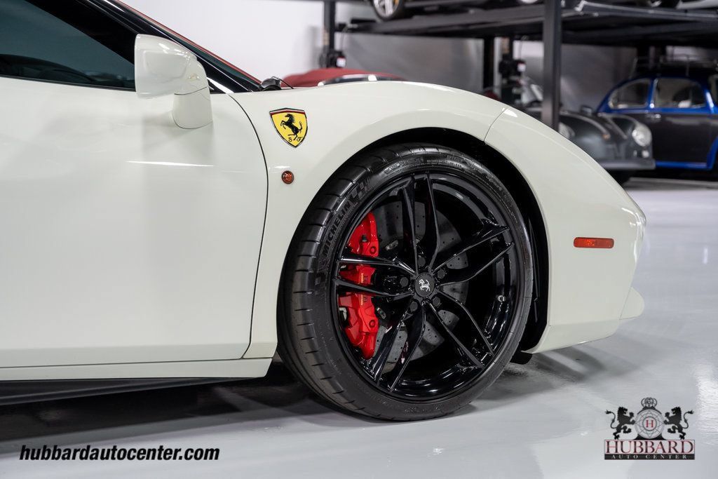 Used 2019 Ferrari 488 Spider RWD image 33