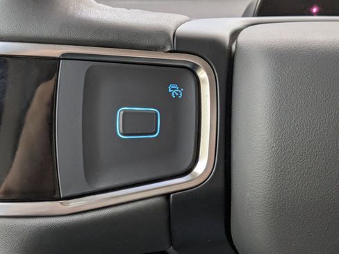 Certified 2025 Ford Expedition Max Active image 31