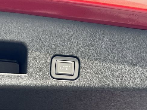 New 2026 GMC Acadia Elevation image 20