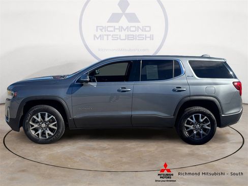 Used 2022 GMC Acadia SLE image 6