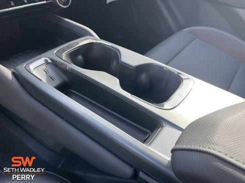 New 2025 Chevrolet Equinox EV RS FWD image 19