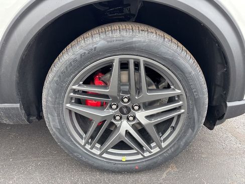 New 2026 Ford Explorer ST-Line w/ ST-Line Street Pack image 12