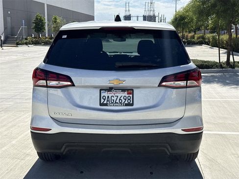 Used 2022 Chevrolet Equinox LS w/ LPO, Floor Liner Package image 4