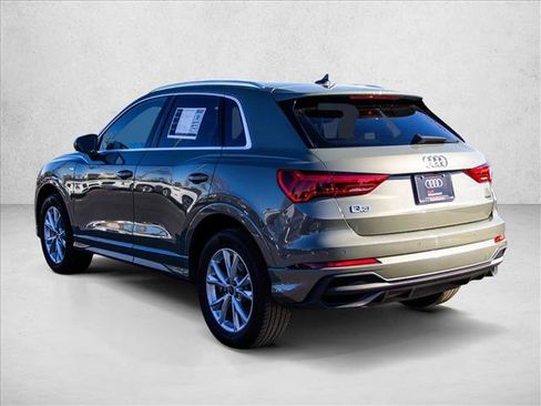 Used 2025 Audi Q3 2.0T Premium image 7