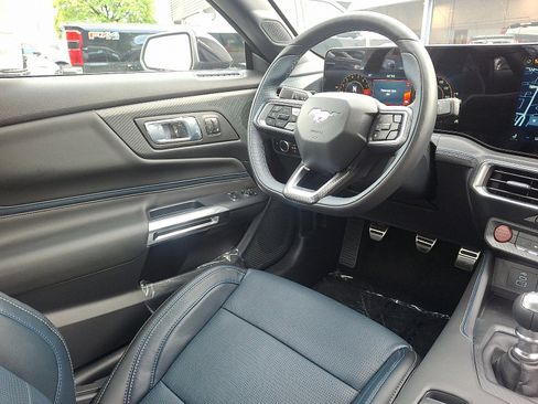 New 2025 Ford Mustang GT Premium image 9