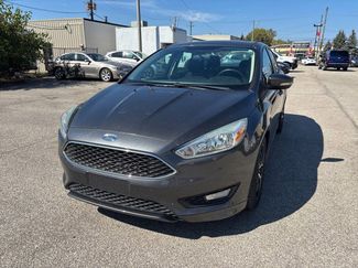 Used 2015 Ford Focus SE w/ SE Sport Package image 1