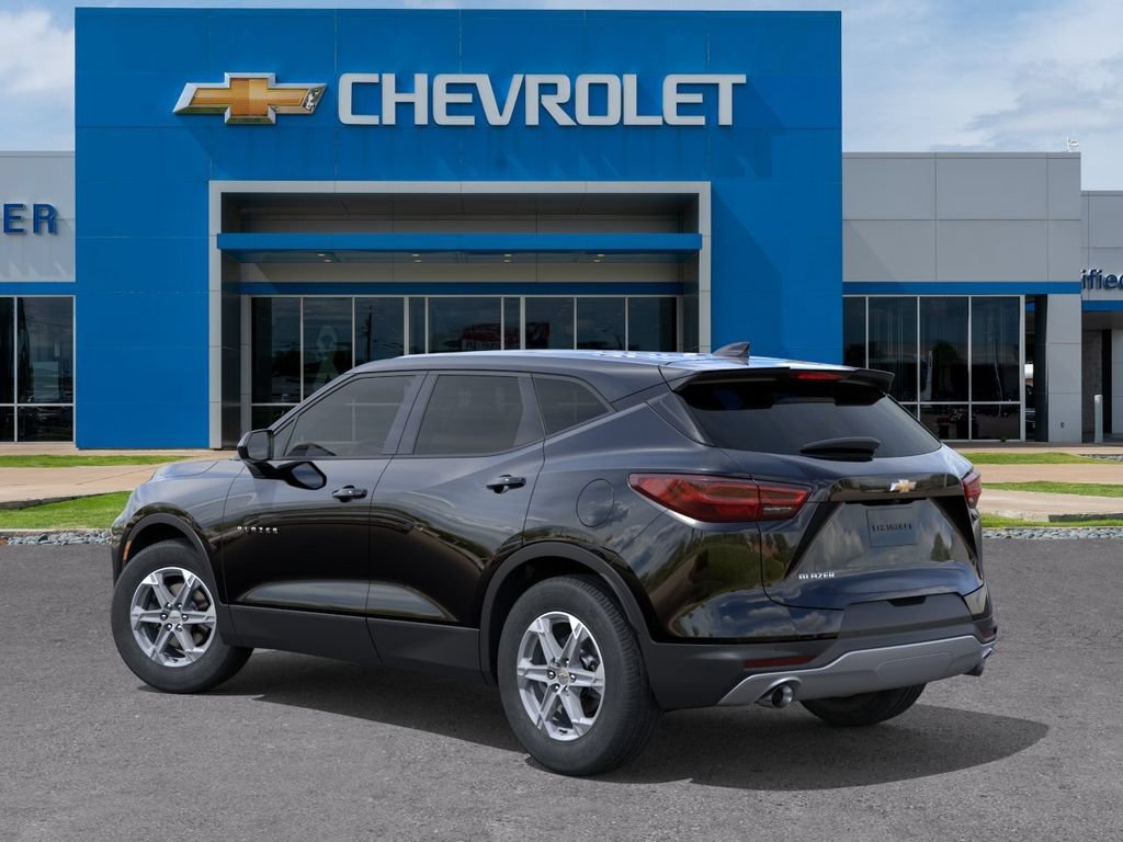 New 2026 Chevrolet Blazer LT FWD image 3