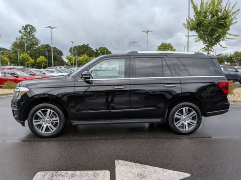 Used 2024 Ford Expedition Limited RWD image 6
