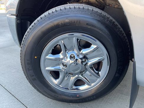 Used 2010 Toyota Tundra 2WD Regular Cab image 44