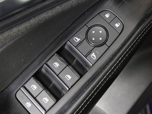 Certified 2023 Nissan Rogue SV FWD image 22