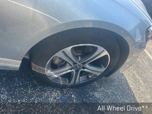 Used 2018 Mercedes-Benz E 300 4MATIC image 11