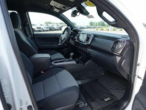 Used 2023 Toyota Tacoma TRD Off-Road AWD/4WD image 22
