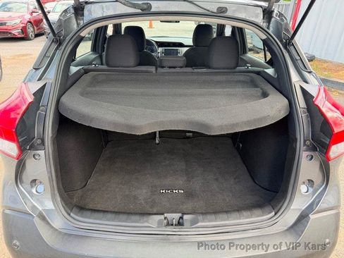 Used 2020 Nissan Kicks SV FWD image 20