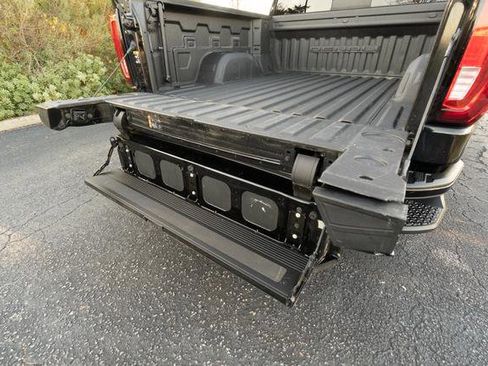 Used 2021 GMC Sierra 1500 Denali w/ Denali Ultimate Package image 13