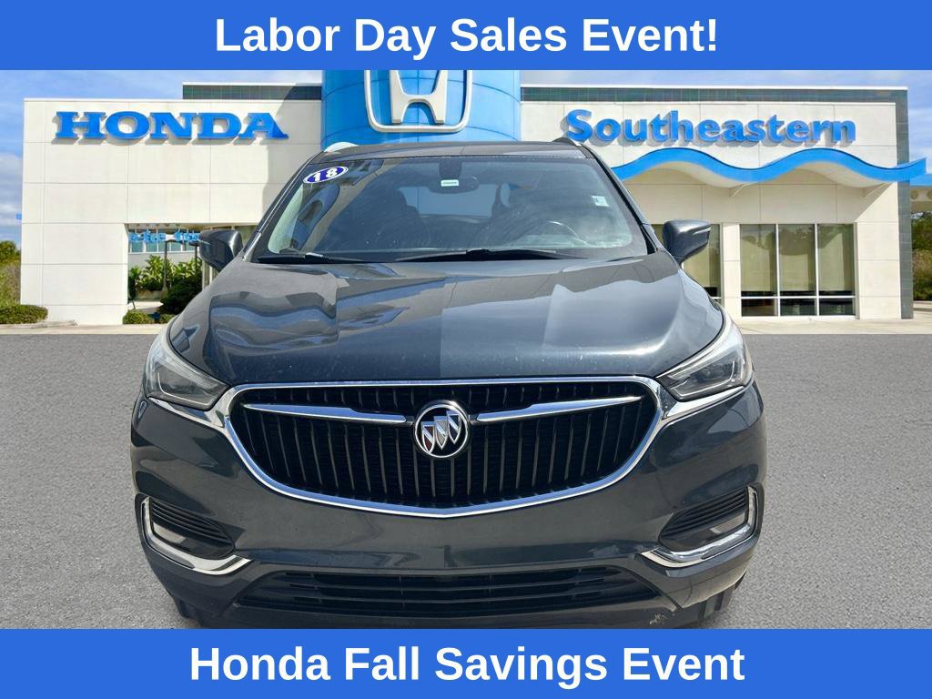 Used 2018 Buick Enclave Essence FWD image 2