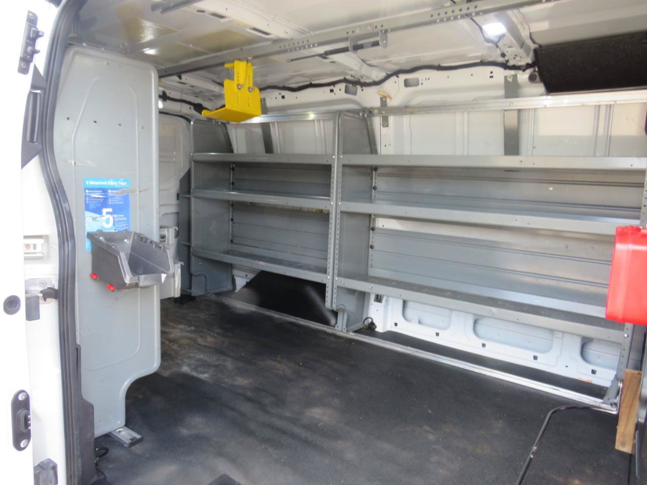 Used 2019 Ford Transit 250 130 Low Roof RWD image 25