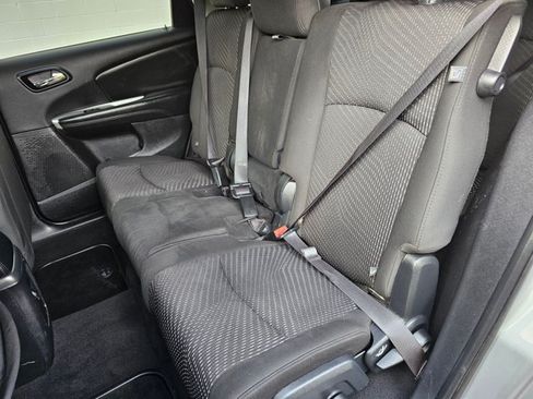 Used 2016 Dodge Journey SXT AWD/4WD image 18