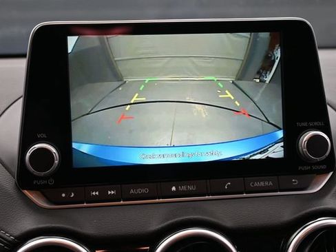 Used 2025 Nissan Sentra SV FWD image 23