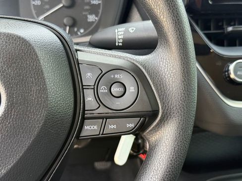 Used 2024 Toyota Corolla LE image 19