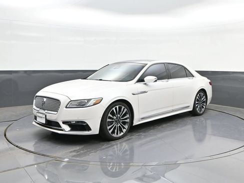 Used 2017 Lincoln Continental Reserve w/ Technology Package FWD image 1