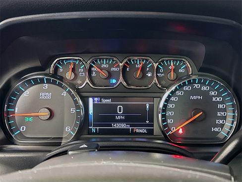 Used 2018 Chevrolet Silverado 1500 LT w/ Texas Edition image 10