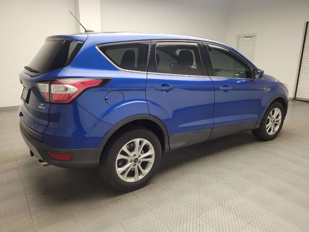 Used 2017 Ford Escape SE w/ SE Cold Weather Package AWD/4WD image 10