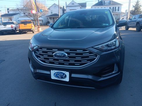 Used 2022 Ford Edge SEL image 4