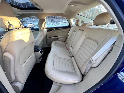 Used 2013 Ford Fusion SE image 21