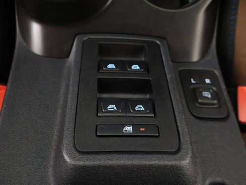 Used 2023 Ford Bronco Outer Banks w/ Sasquatch Package AWD/4WD image 53
