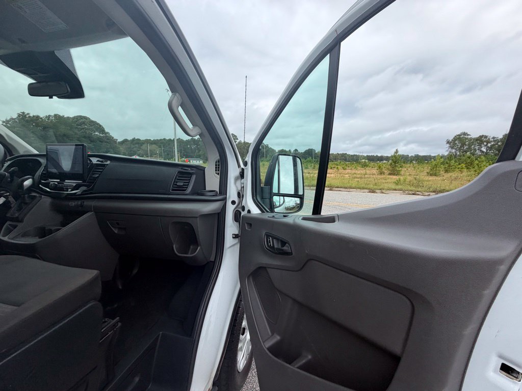 Used 2023 Ford Transit 350 XLT RWD image 34