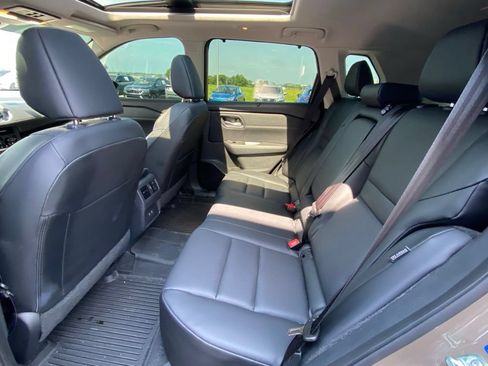 Used 2024 Nissan Rogue SV w/ SV Premium Package AWD/4WD image 23