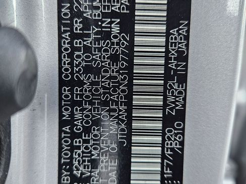 Used 2022 Toyota Prius Prime LE image 21