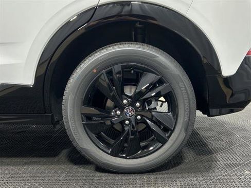 New 2026 Buick Encore GX Sport Touring image 11