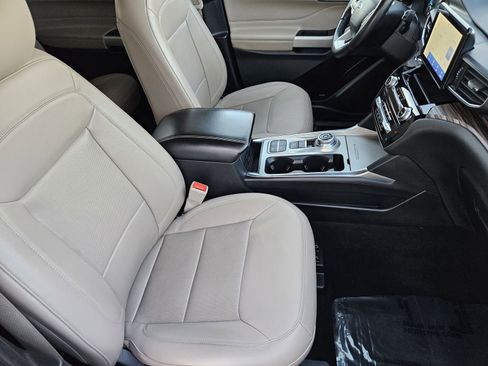 Used 2023 Ford Explorer Limited w/ Equipment Group 301A image 16