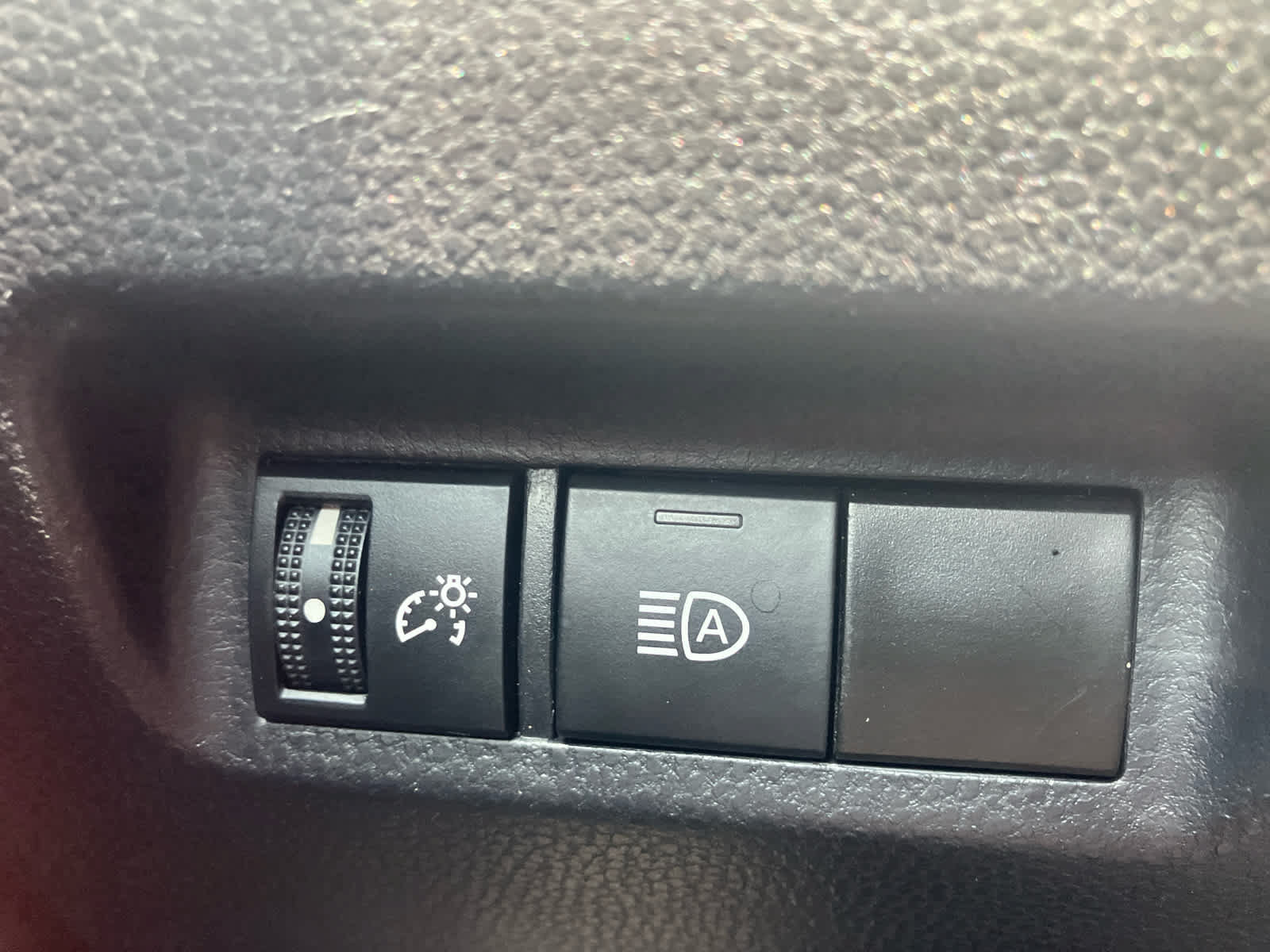 Certified 2023 Toyota RAV4 LE AWD/4WD image 15