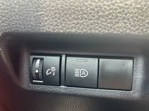Certified 2023 Toyota RAV4 LE AWD/4WD image 15