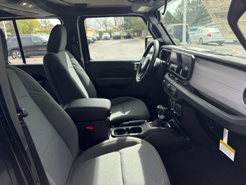 New 2026 Jeep Gladiator Sport AWD/4WD image 25