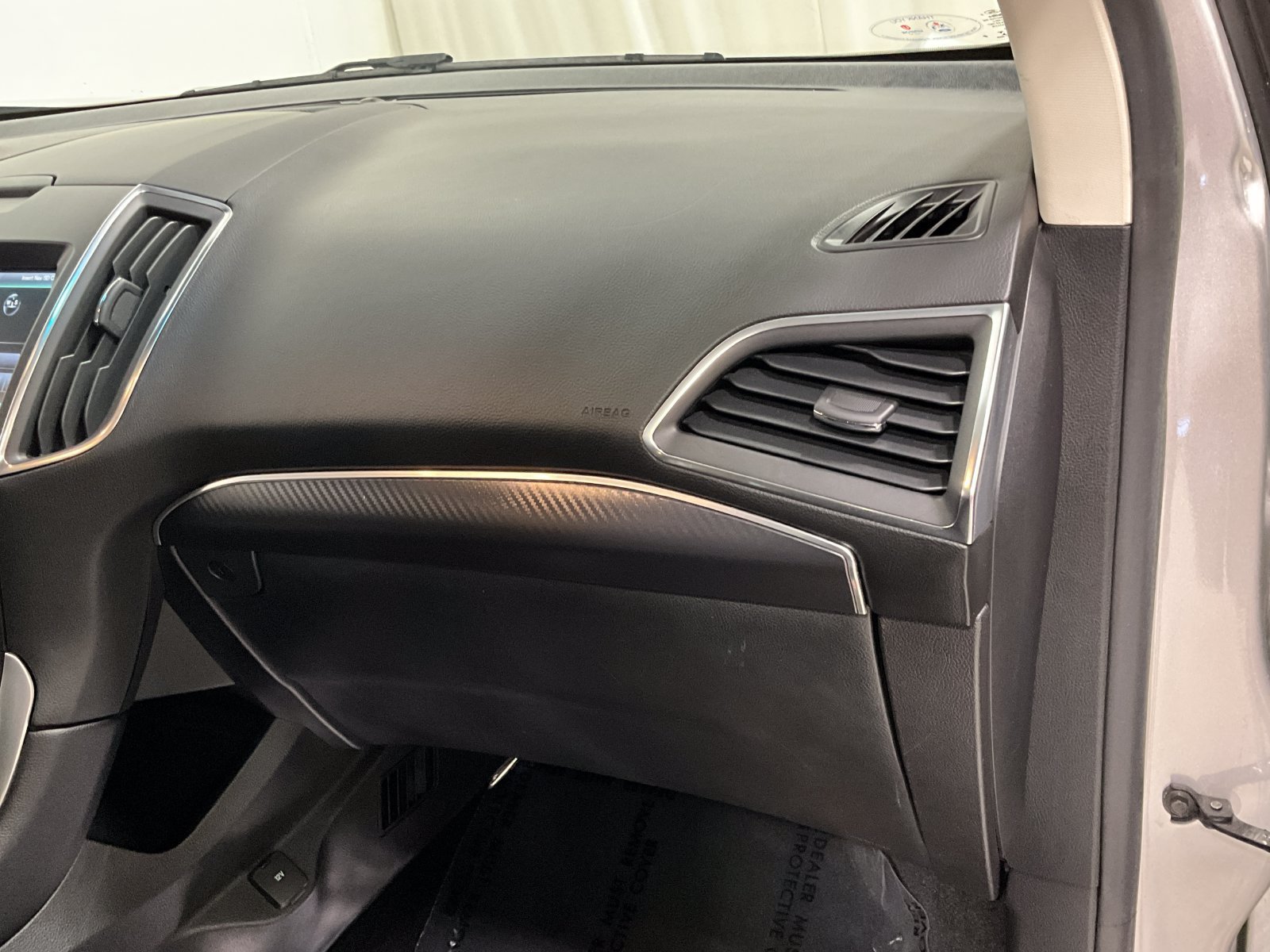 Used 2015 Ford Edge Sport w/ Equipment Group 401A AWD/4WD image 17