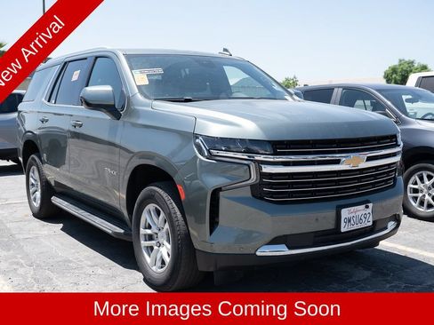 Used 2024 Chevrolet Tahoe LT RWD image 1