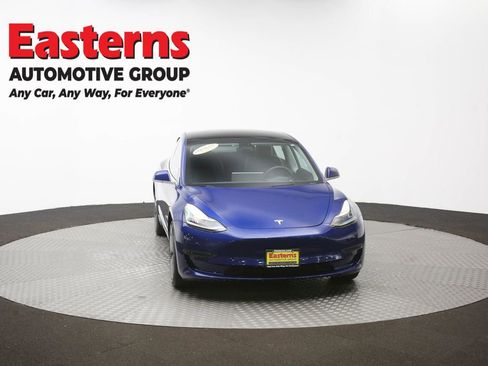 Used 2019 Tesla Model 3 Standard Range image 46