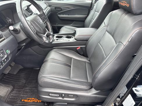 Used 2024 Honda Passport TrailSport image 23