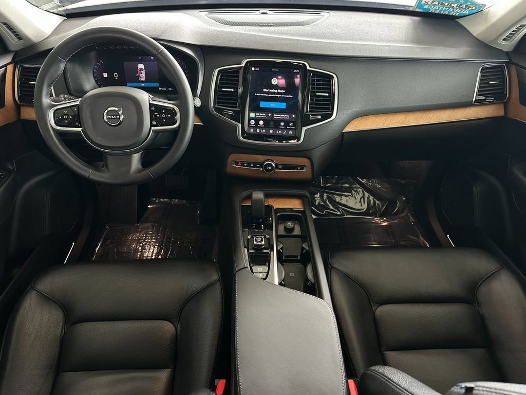Certified 2023 Volvo XC90 B6 Plus w/ Protection Package Premier AWD/4WD image 12
