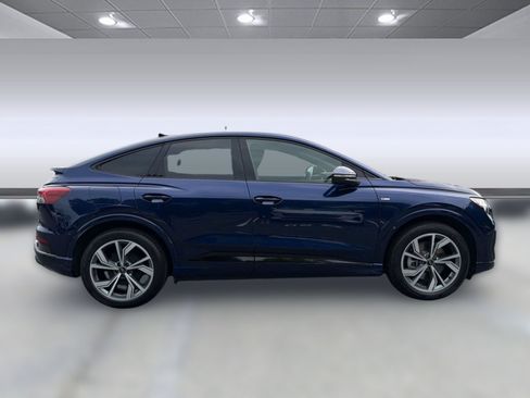 Used 2024 Audi Q4 e-tron Premium Plus w/ Premium Plus AWD/4WD image 8