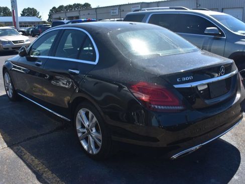 Used 2019 Mercedes-Benz C 300 Sedan image 5
