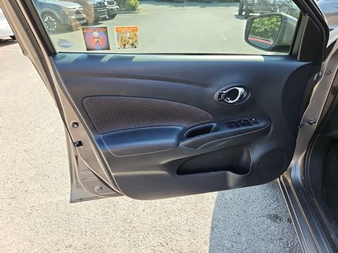 Used 2017 Nissan Versa SV FWD image 16