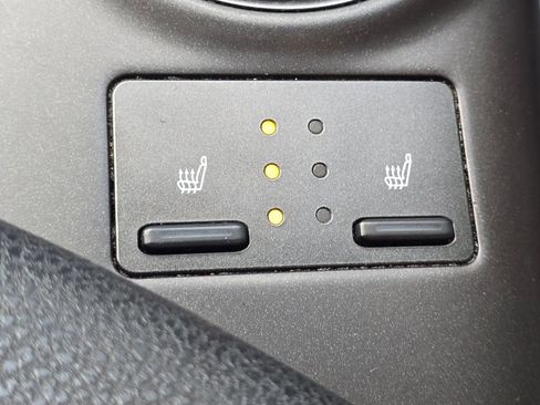 Used 2021 Toyota Camry XSE w/ Navigation Upgrade Package image 38