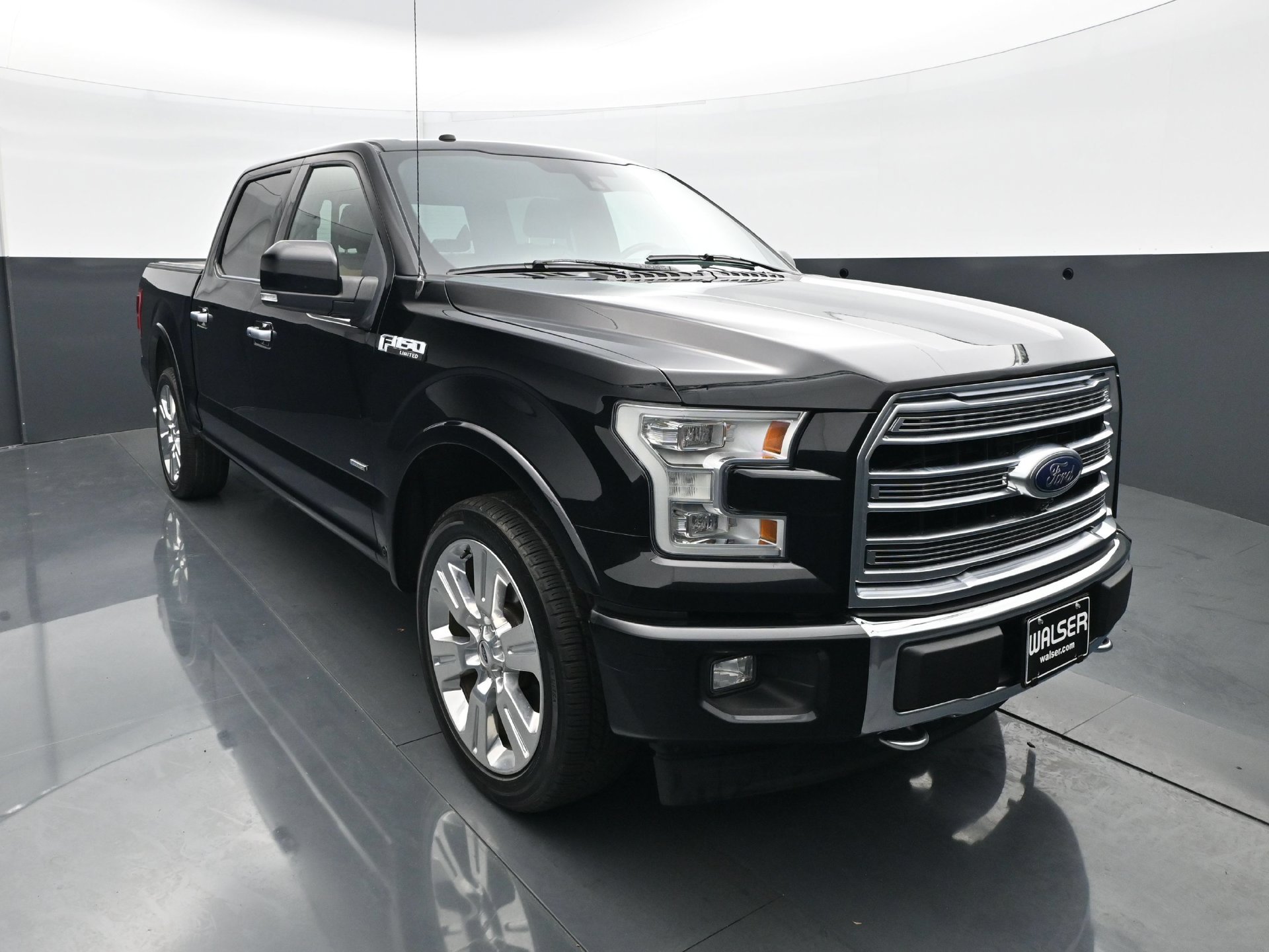 Used 2017 Ford F150 Limited AWD/4WD image 11