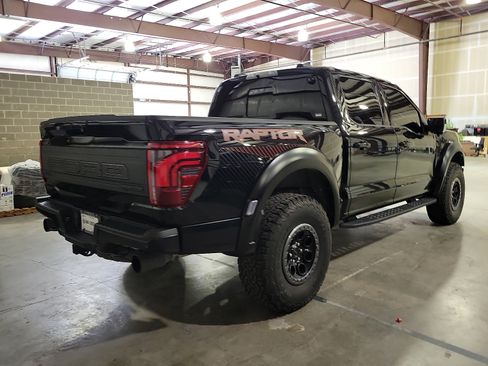 Used 2025 Ford F150 Raptor AWD/4WD image 3