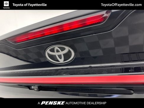 Used 2024 Toyota Prius XLE FWD image 20