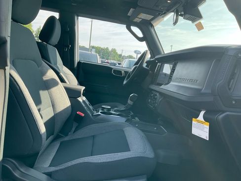 New 2026 Ford Bronco 4-Door w/ Sasquatch Package AWD/4WD image 12